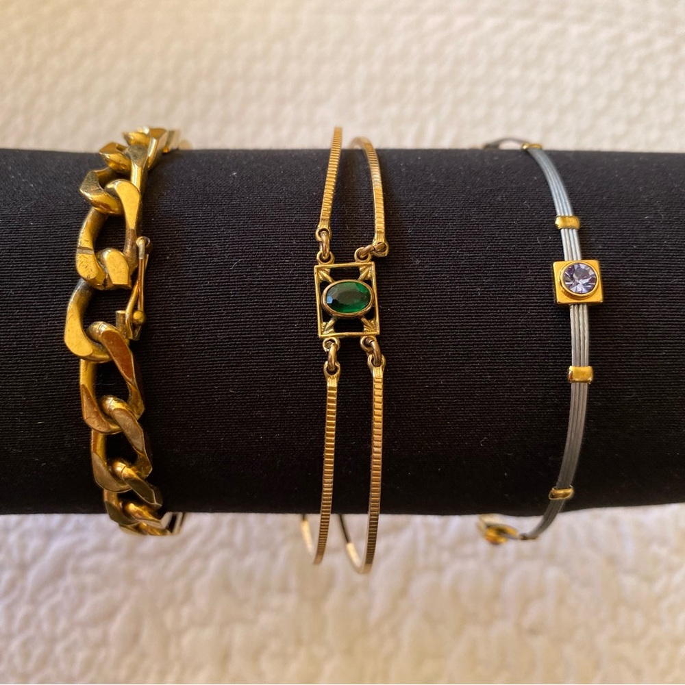 Bundle of 3 bracelets. Gold colour.